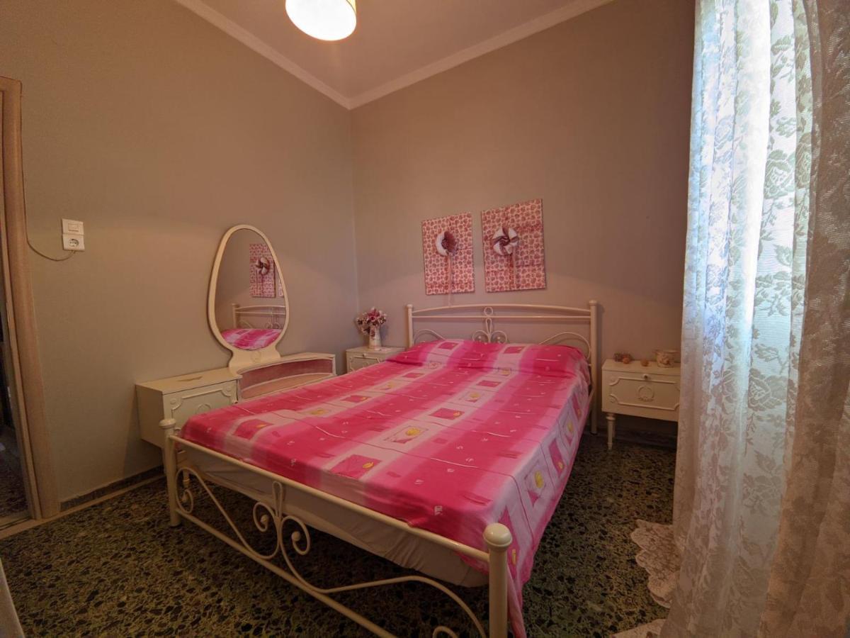 Μοντέρνα Εξοχική Κατοικία Στην Κωμη Komi  Extérieur photo