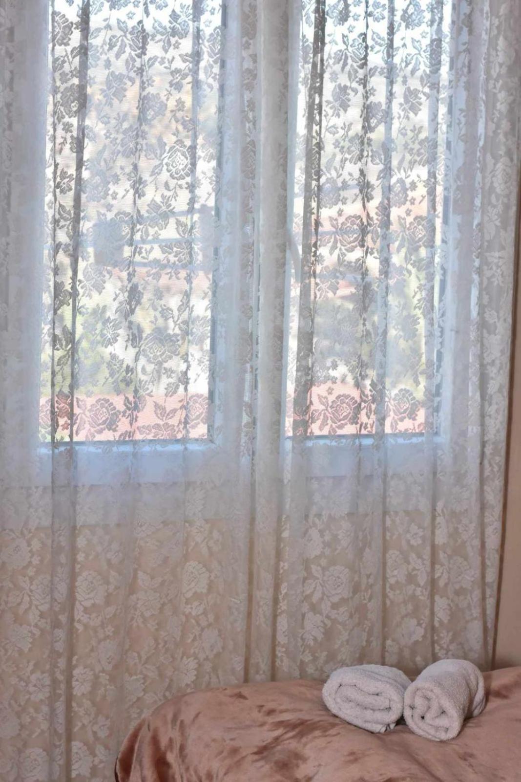 Μοντέρνα Εξοχική Κατοικία Στην Κωμη Komi  Extérieur photo